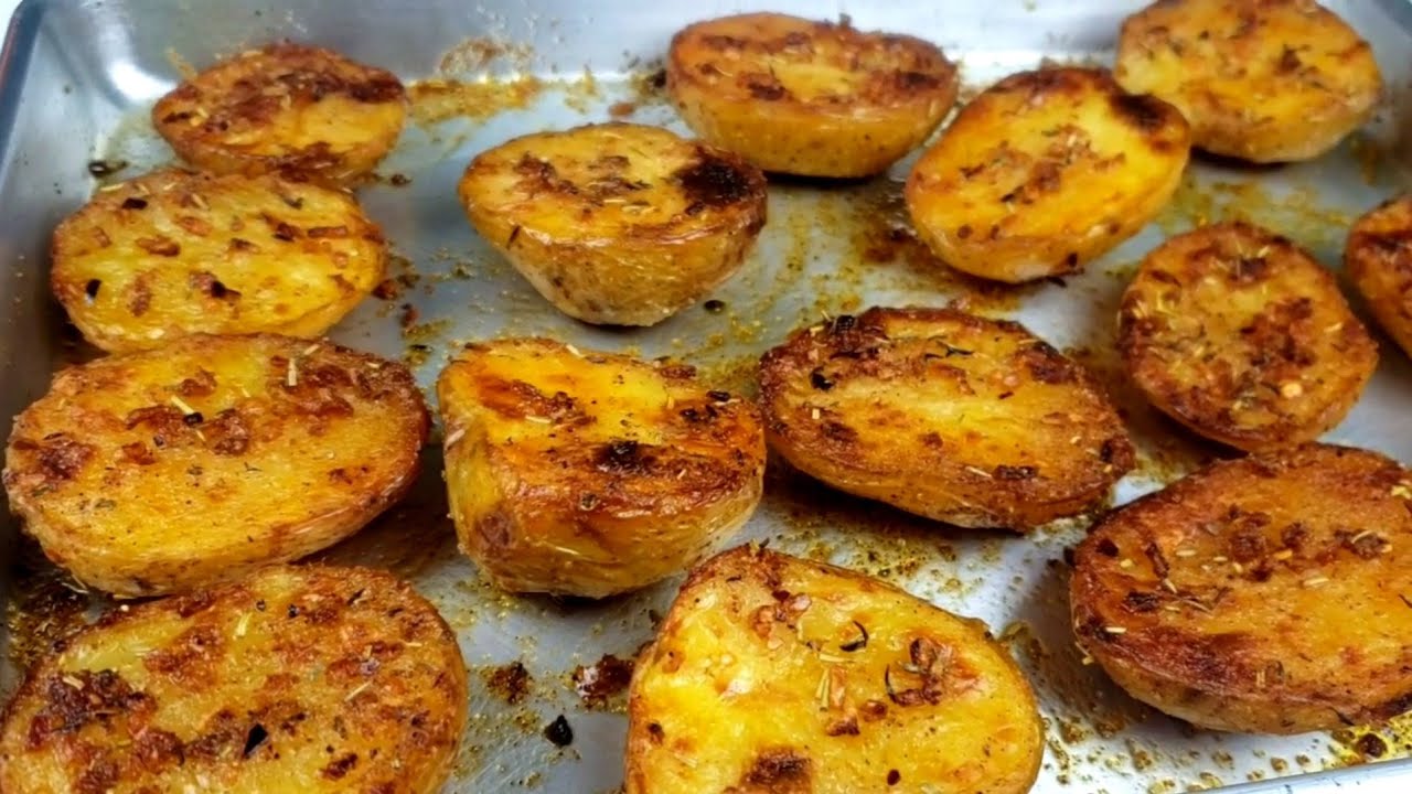 You are currently viewing Easy Roasted Potatoes Recipe