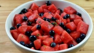Read more about the article Watermelon Blueberry Salad Recipe: A Refreshing and Healthy Delight
